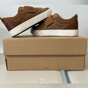 UGG Renton Low - BRAND NEW